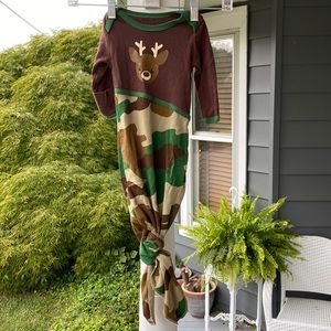 Izzy & Owie Deer/ Camo tie up pajamas, 0-9m.